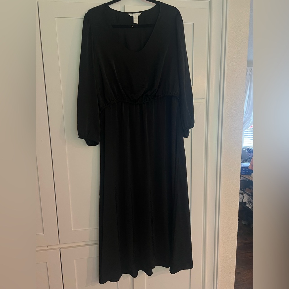 Silky Nursing Midi Dress